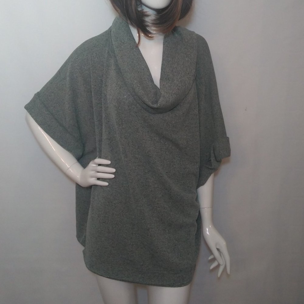 Easel Los Angeles Sweater Blouse